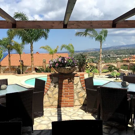 La Collina Felice 3*