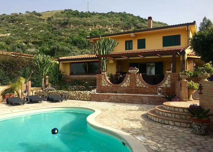 La Collina Felice 住宿加早餐酒店 3*